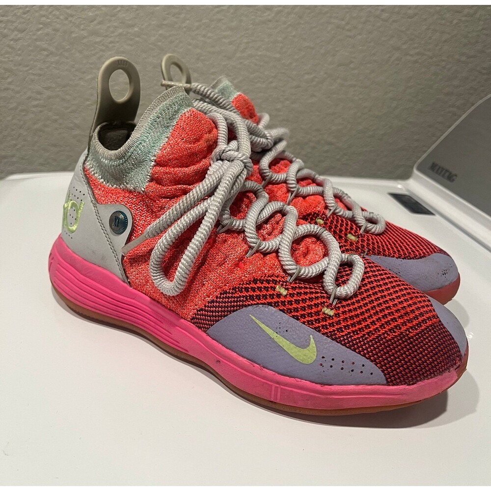 Nike KD 11 XI Hot Punch Basketball Shoes Youth Size 4Y Pink Orange